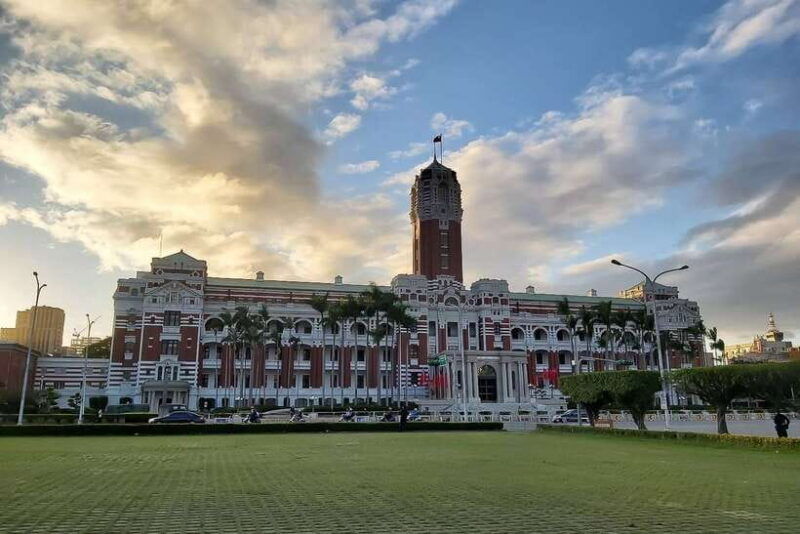 taipei-morning-city-tour-with-national-palace-museum-ticket