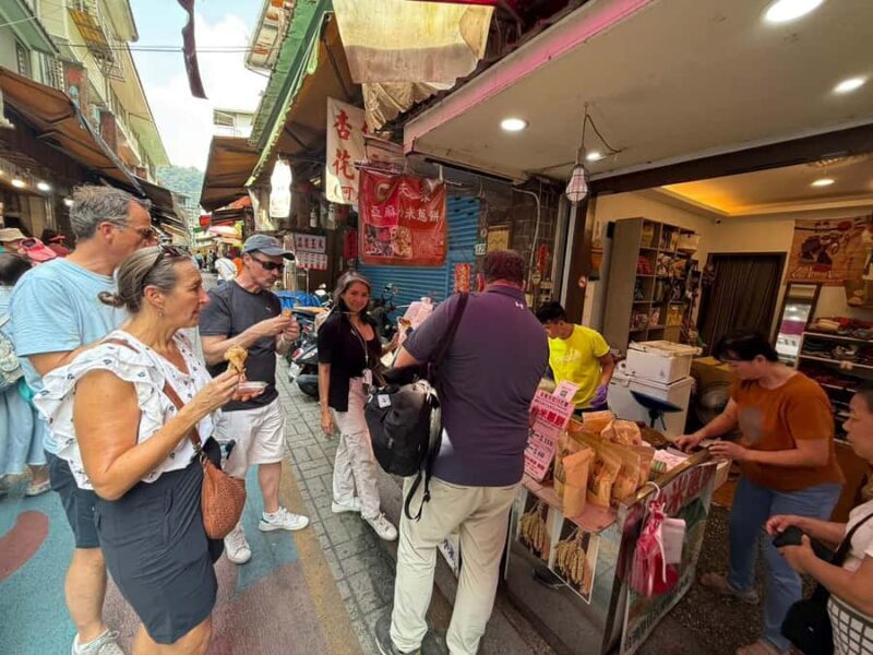 Taipei: Neidong Forest, Luxury Hot Spring & Bitan Boat Ride - Who Should Consider This Tour?