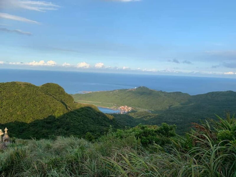 Taipei Private Spiritual Tour with Afternoon Tea & Cycling - Key Points