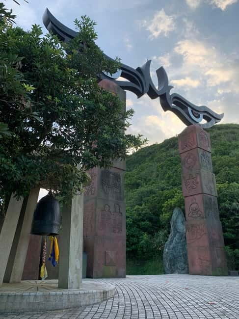 Taipei Private Spiritual Tour with Afternoon Tea & Cycling - Pricing and Value