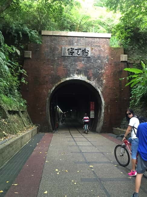 Taipei Private Spiritual Tour with Afternoon Tea & Cycling - Who Will Love This Tour?