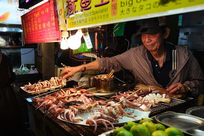 Taipei: Street Food Tour in Historic District, with 12+ Tasters - Key Points