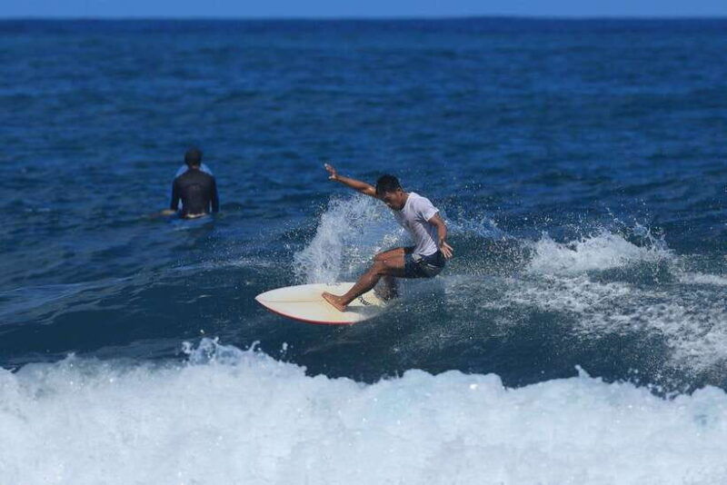 taiwan-private-or-group-surfing-lesson
