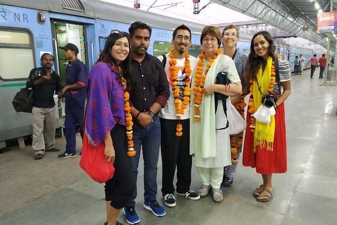 Taj Mahal & Agra Fort Group Tour From Delhi - Who Should Book This Tour?