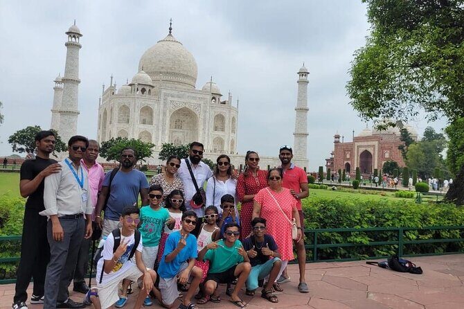 Taj Mahal & Agra Private Trip by Car from Delhi with 5 Star Meal - Key Points