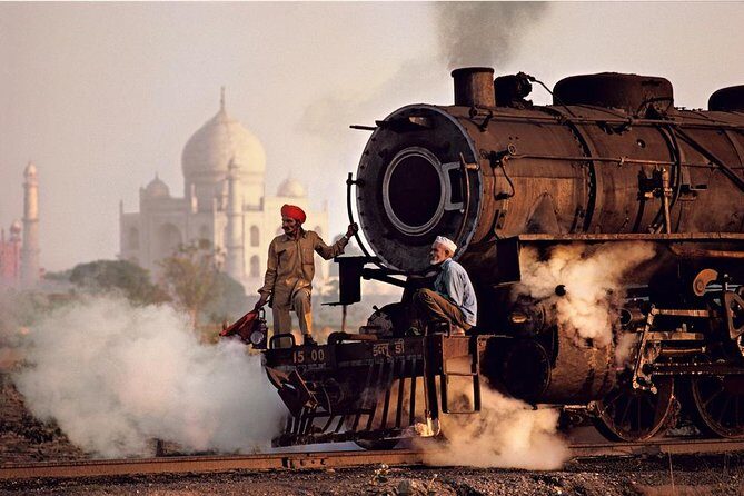 Taj Mahal And Agra Day Tour From Delhi By Superfast Gatiman Train - A Practical Guide to the Taj Mahal And Agra Day Tour From Delhi By Superfast Gatiman Train