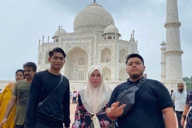 Taj Mahal and Agra Fort Tour in Agra by Car - The Sum Up