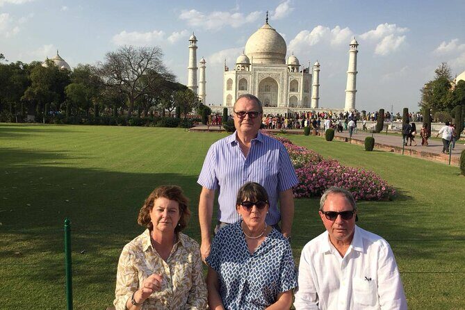 Taj Mahal and Agra Tour from Jaipur with Transfer - Visiting the Taj Mahal: The Crown Jewel
