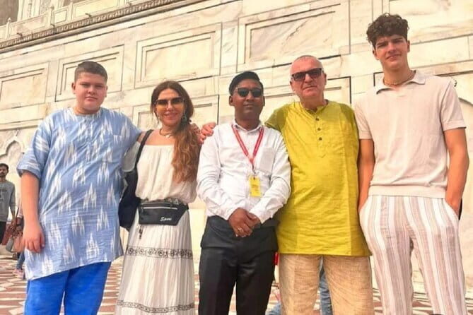 Taj Mahal and Mausoleum Private Guided Tour with Express Entry - Who Is This Tour Best For?