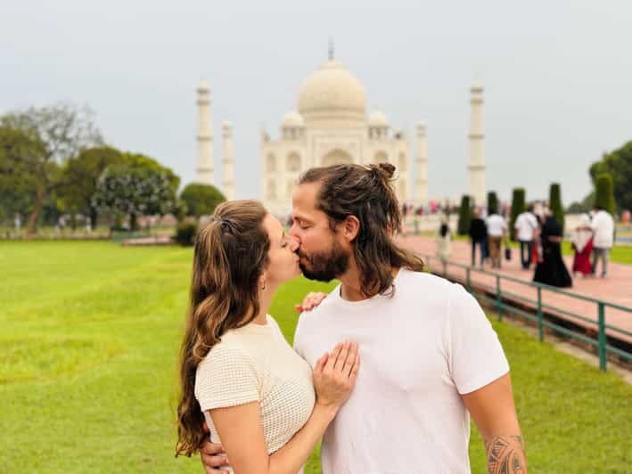 Taj Mahal Day Trip from Delhi by Gatimaan Express Train - Setting Off: The Journey Begins