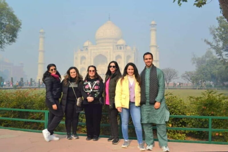 Taj Mahal: Guided Tour with Professional Photoshoot - The Experience of Visiting the Taj Mahal
