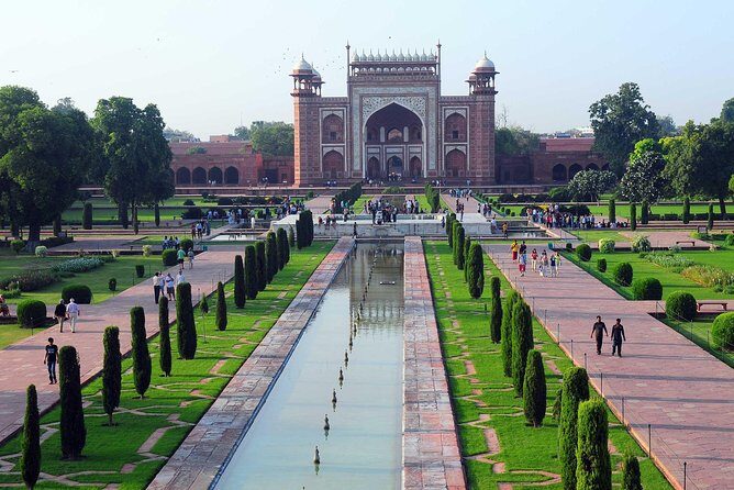 Taj Mahal Private Tour by Gatimaan Express Train - FAQ