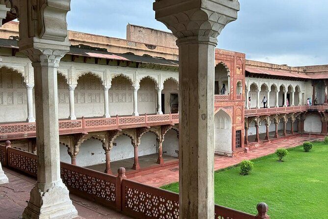 Taj Mahal Same Day Tour from Delhi by Car Agra Fort, Baby Taj - A Taste of India: Baby Taj and Lunch