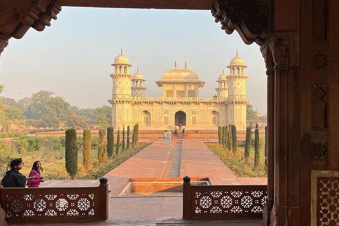 Taj Mahal Same Day Tour from Delhi by Car Agra Fort, Baby Taj - Returning to Delhi: Reflection and Relaxation