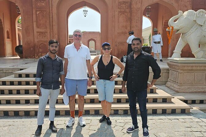 Taj Mahal skip the line - Shopping Tour - Key Points