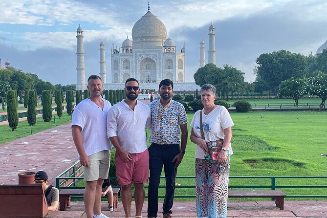 Taj Mahal Sunrise with Photography & Local Expert Guide Tour - An In-Depth Look at the Taj Mahal Sunrise Tour