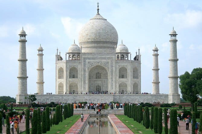 Taj Mahal Tour with Fatehpur Sikri and Agra Fort by Car - The Sum Up