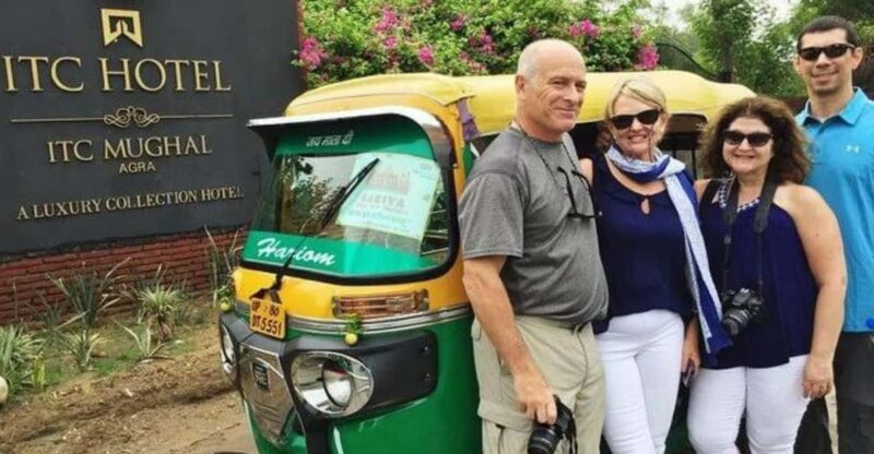 Taj Tuk tuk tour with skip the line - Key Points