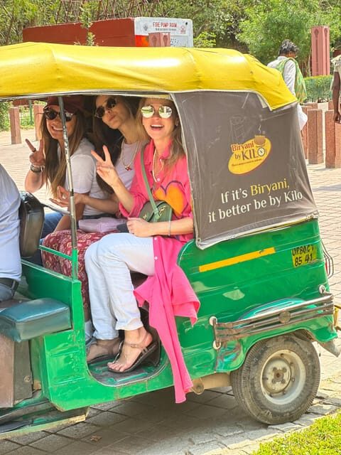 Taj Tuk tuk tour with skip the line - The Experience: Pros & Cons
