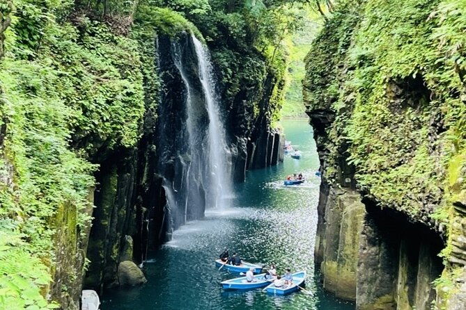 takachiho-gorge-miyazaki-day-private-tour-from-fukuoka