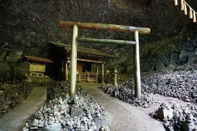 takachiho-gorge-miyazaki-day-private-tour-from-fukuoka
