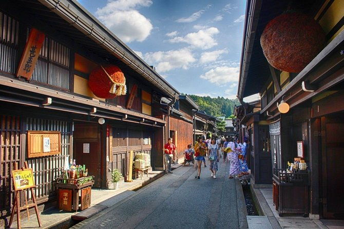 takayama-half-day-private-tour-with-government-licensed-guide