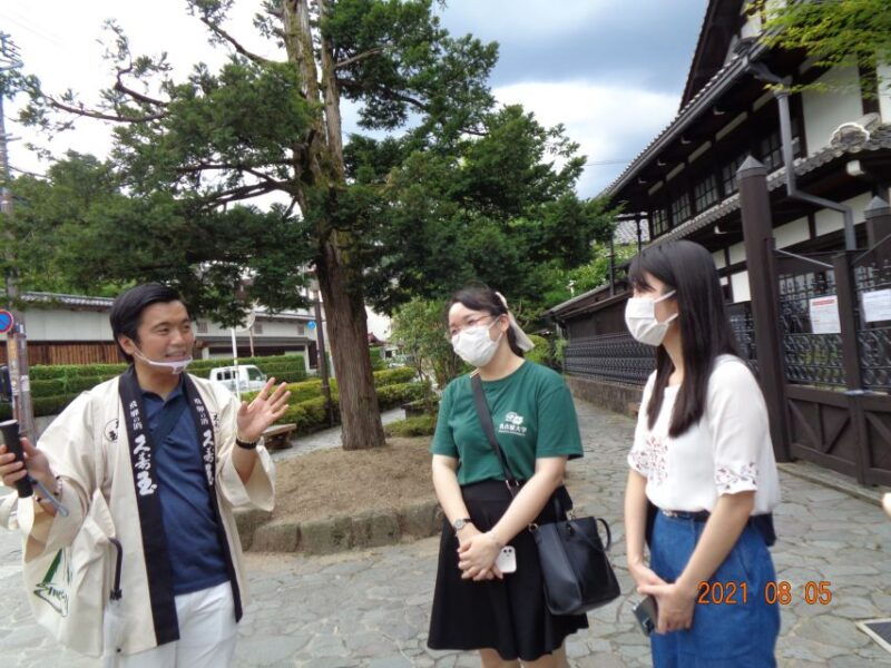 takayama-old-town-guided-walking-tour-45min