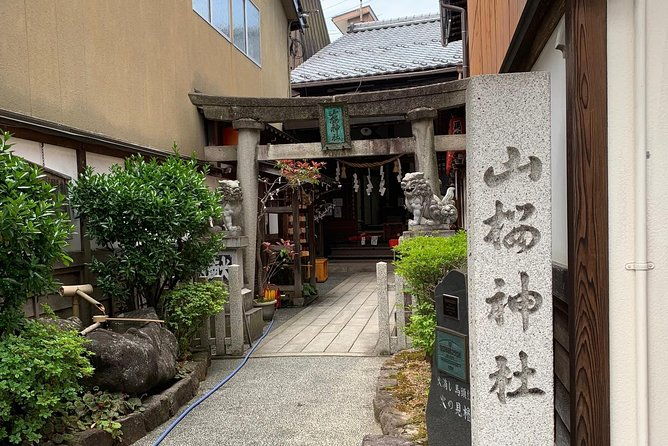 takayama-old-town-walking-tour-with-local-guide