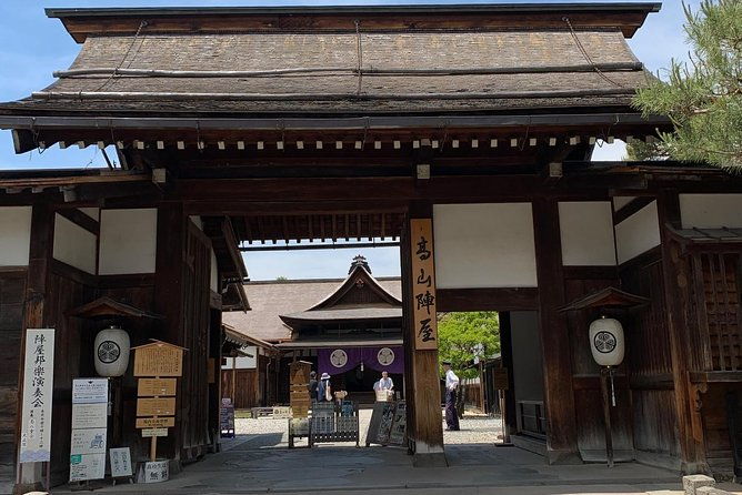 takayama-oldtownship-walking-tour-with-local-guide-about-70min