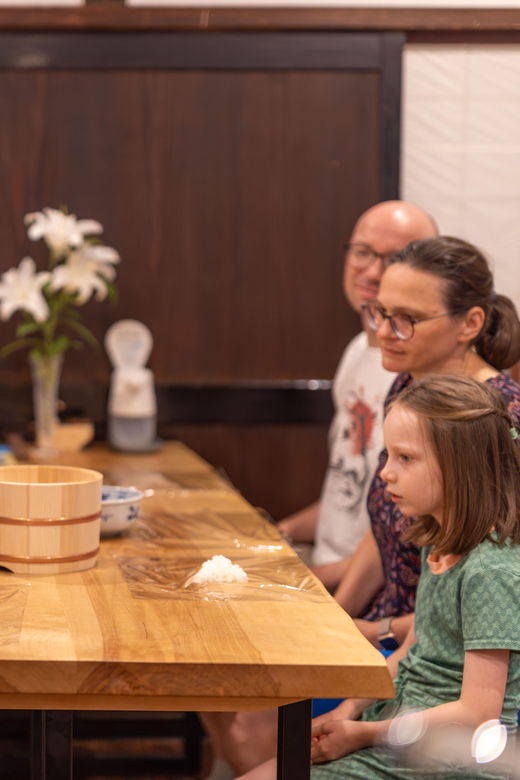 takayama-onigiri-and-miso-soup-making-at-a-buddhist-temple