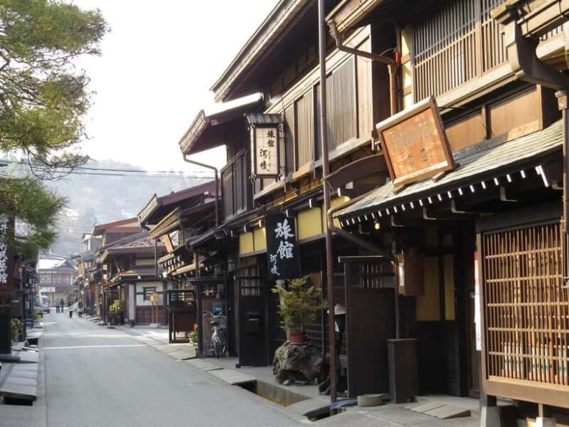 Takayama Temples Private Tour: Tranquil Walks at Higashiyama - What Makes It Special