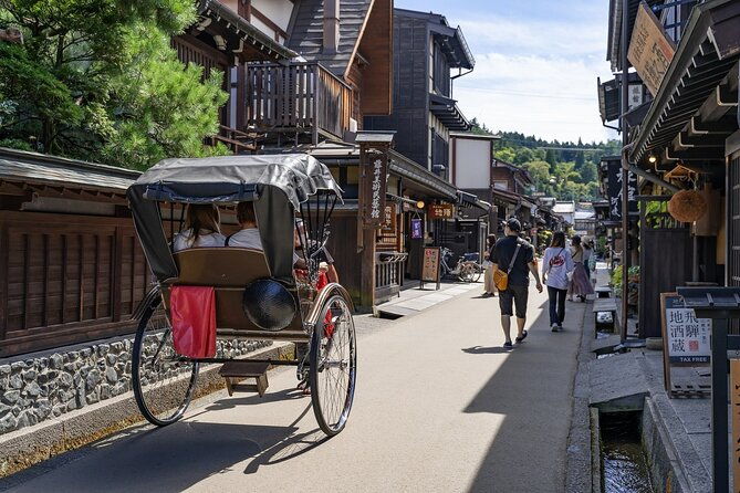 takayama-to-kanazawa-with-a-stop-at-shirakawago