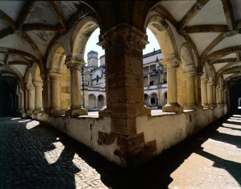 take-convent-of-christ-and-templar-castle-tour-ticket