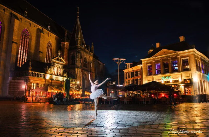 take-photographs-of-advertising-posters-with-family-photos