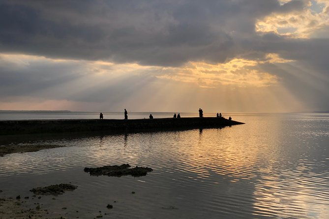 taketomi-island-walk-tour-with-an-island-guide