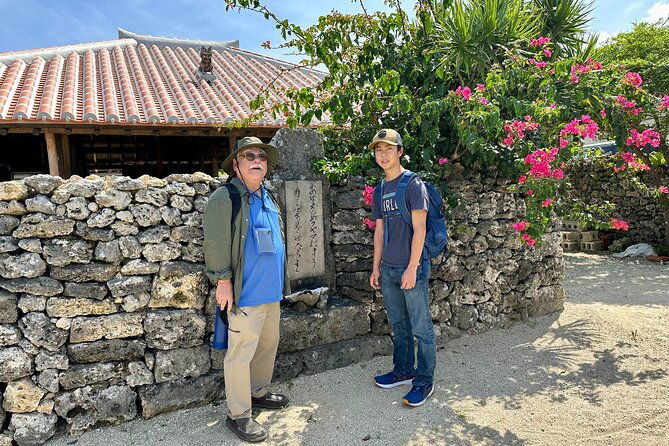 taketomi-island-walk-tour-with-an-island-guide