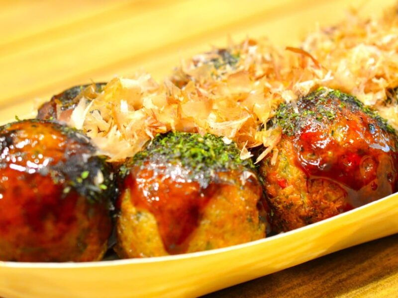 takoyaki-cooking-experience-in-kabukicho-shinjuku