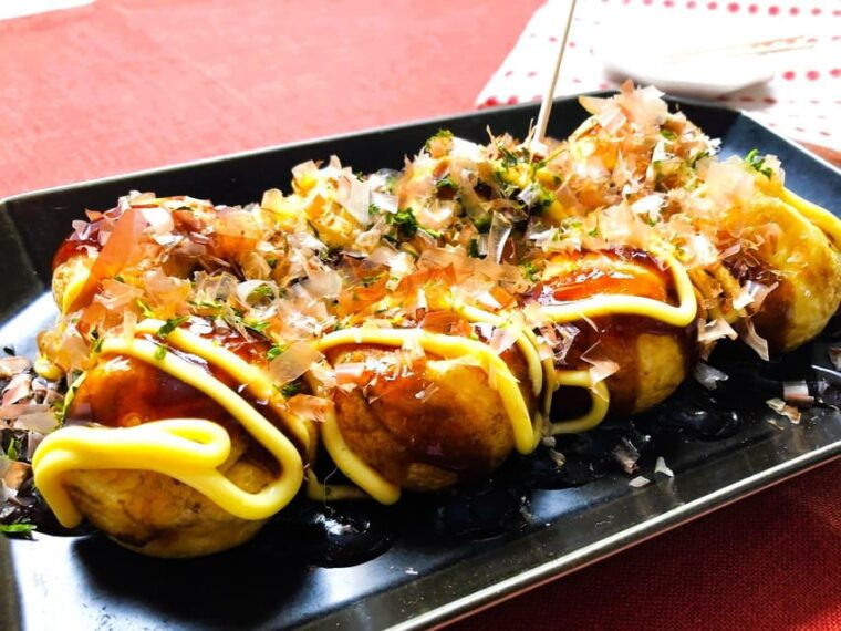 takoyaki-cooking-experience-in-kabukicho-shinjuku