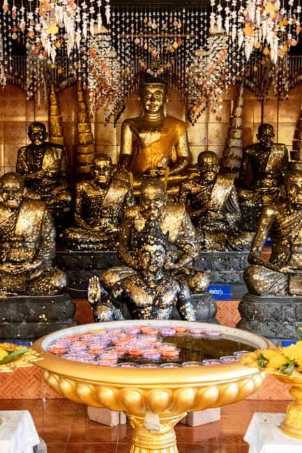 Takuapa Old Town: Temple & Sunday Market - The Sum Up