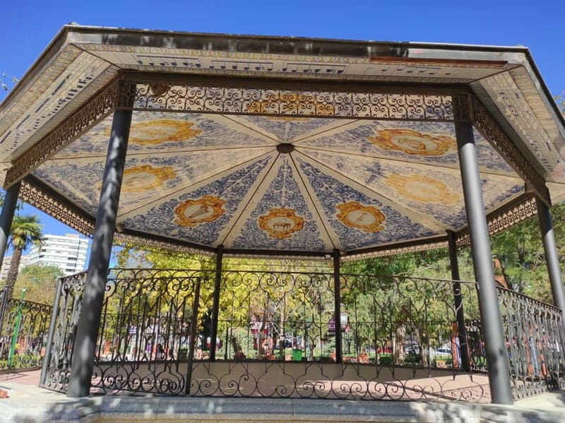 Talavera de la Reina: walking tour through the city of ceramics - Exploring Talavera de la Reina: A City of Contrasts