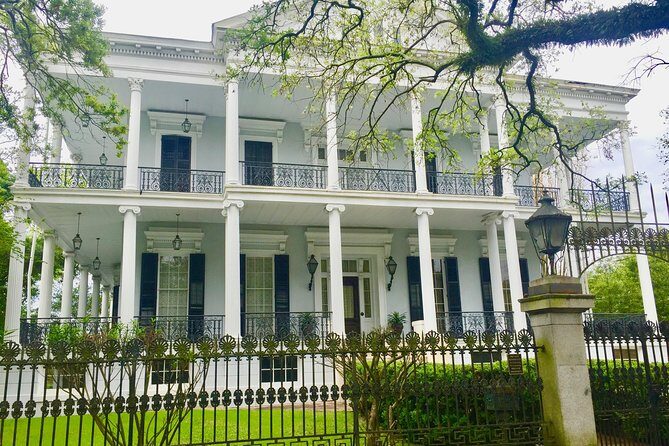 Tale of Two Cities: Uptown Bike Tour in New Orleans - Exploring the Tour Itinerary in Detail