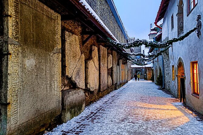 tales-of-old-tallinn-2-hour-walking-tour