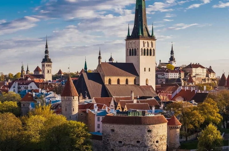 Tallinn: Audio Self Tour Guide with 10 Sightseeing Points - Exploring the Tallinn Experience: What You Get
