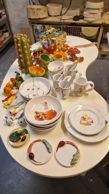 Tallinn: Hand-Sculpting and Painting Ceramic Workshop - What to Expect During the Workshop  