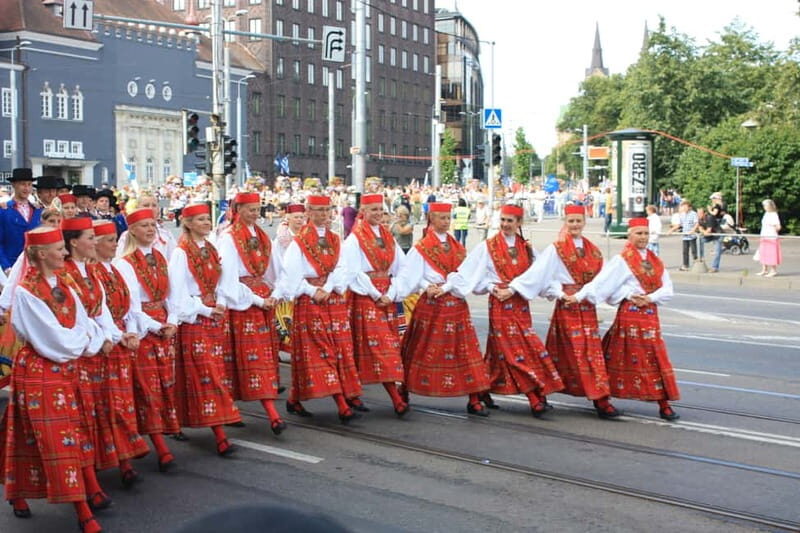 Tallinn: Highlights Shore Excursion with Return Transfer - What Makes This Tour Stand Out