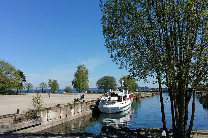 tallinn-like-a-local-customized-private-tour