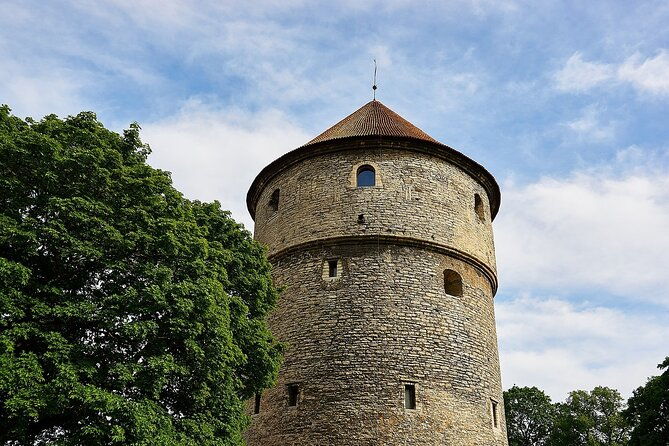 tallinn-old-town-food-and-history-self-guided-walking-tour
