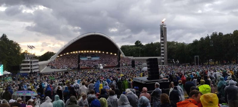 Tallinn singing grounds: story of bees that broke the empire - Authentic Reviews and Insights