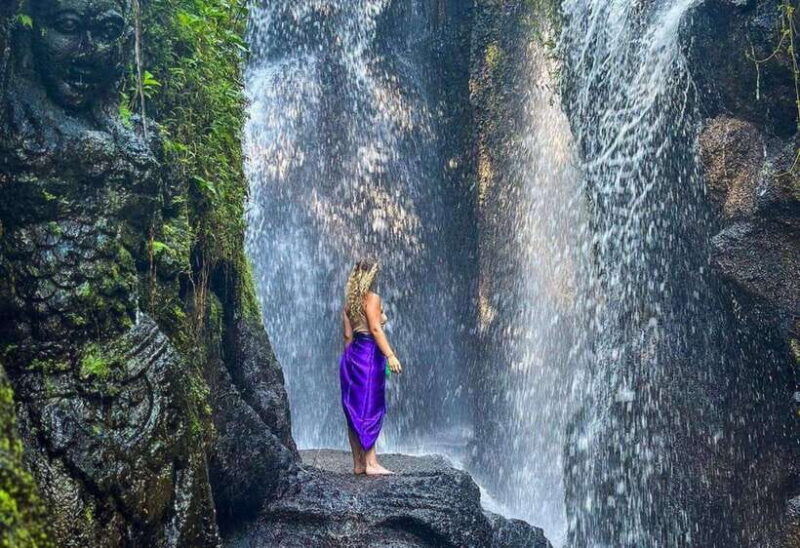 taman-beji-griya-waterfall-holy-bathing-soul-retreat-ritual