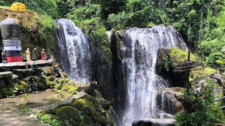 taman-beji-griya-waterfall-holy-bathing-soul-retreat-ritual
